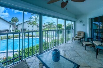1300 Misty Pines Cir in Naples, FL - Building Photo - Building Photo