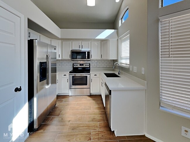 12325 W El Nido Ln in Litchfield Park, AZ - Building Photo - Building Photo