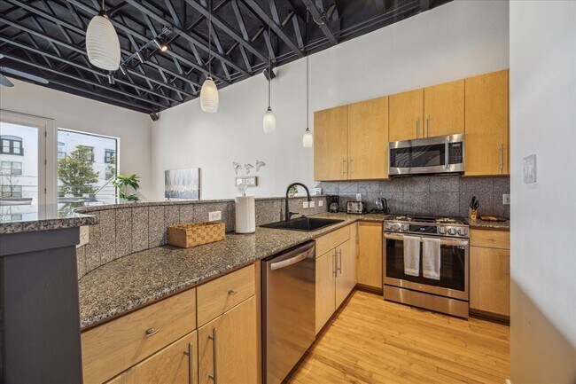 1008 Columbus St in Houston, TX - Foto de edificio - Building Photo