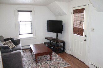 77 Liberty St in Manchester, NH - Building Photo - Building Photo
