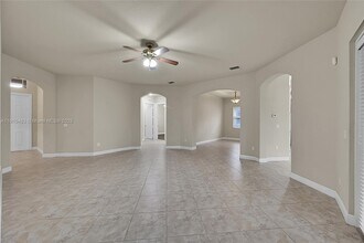9051 Edgewater Bend in Parkland, FL - Building Photo - Building Photo