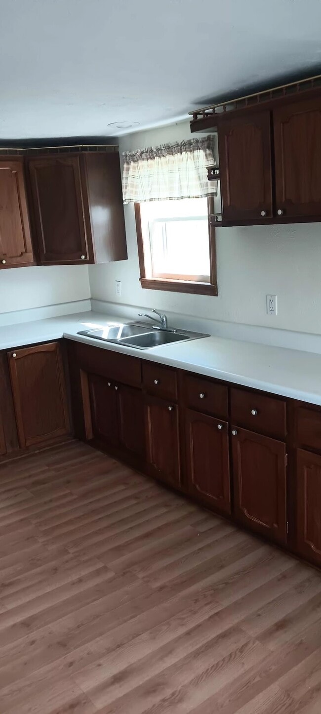 property at 710 7th St