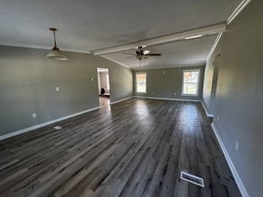4439 Mount Misery Rd NE in Leland, NC - Building Photo - Building Photo
