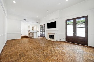 3222 Alabama Ct in Houston, TX - Building Photo - Building Photo