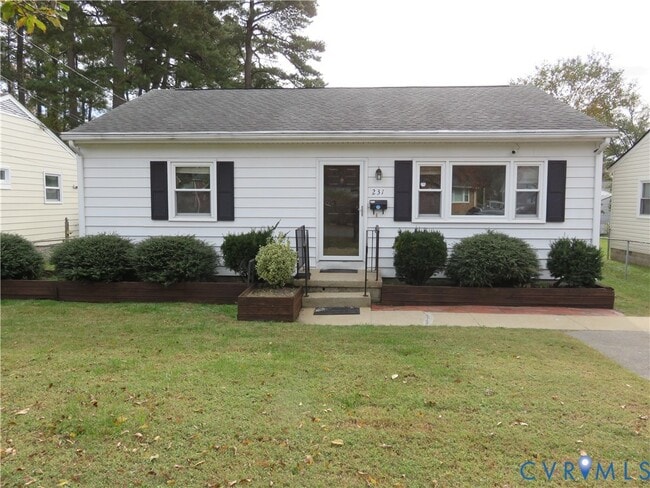 property at 231 N Mapleleaf Ave