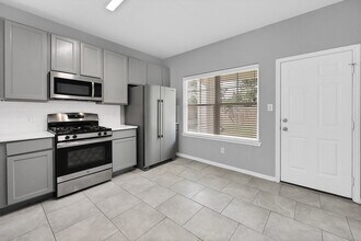 974 Ellington St in Houston, TX - Building Photo - Building Photo