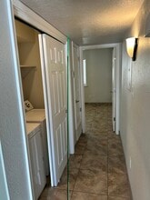 1014 Elm St, Unit # B in Las Cruces, NM - Building Photo - Building Photo