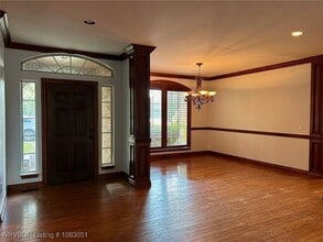 1808 Oak Forest Dr in Edmond, OK - Foto de edificio - Building Photo