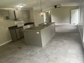 3076 Caples Rd in West Monroe, LA - Building Photo