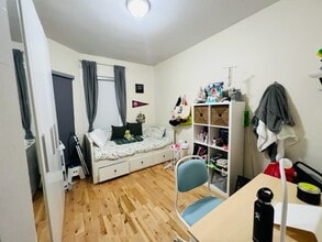 87 Hillside St, Unit 2 in Boston, MA - Building Photo - Building Photo
