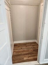 18 W 8th St in Greenville, SC - Building Photo - Building Photo