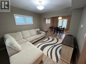 969 Moy Ave in Windsor, ON - Building Photo - Building Photo