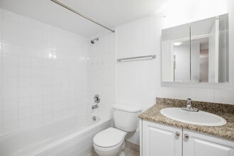 1355 Pendrell St in Vancouver, BC - Building Photo - Building Photo