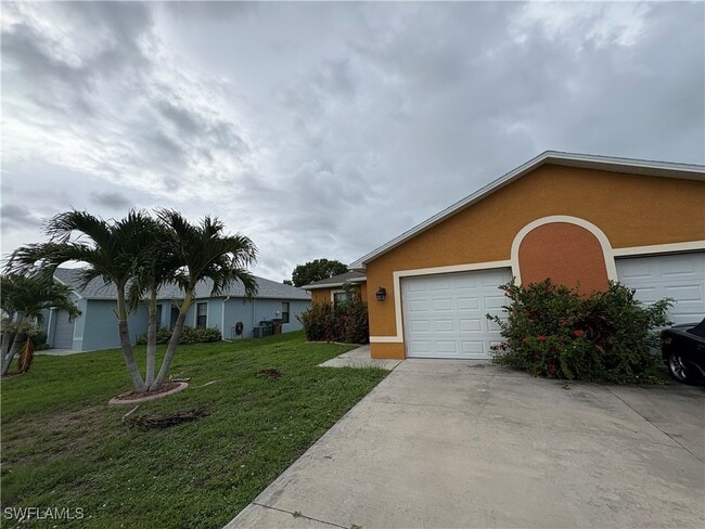 property at 1422 SW 47th Terrace