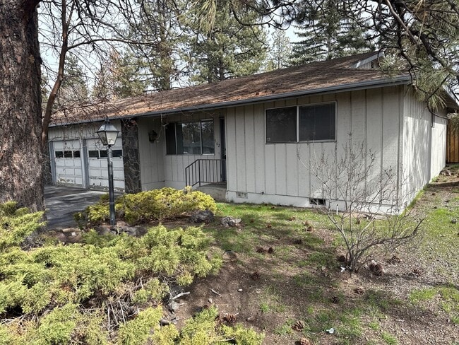property at 562 SE 4th St
