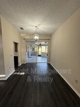 3966 Eagle Cove E Dr in Palm Harbor, FL - Building Photo - Building Photo