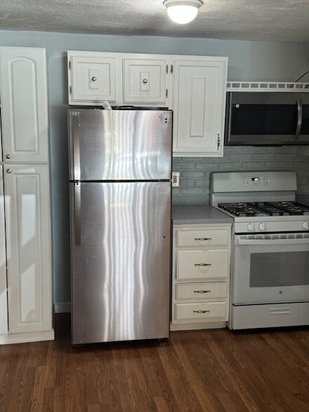 7 Karen Cir, Unit 2 in Billerica, MA - Foto de edificio - Building Photo