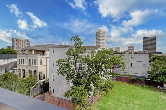 property at 1402 Eberhard St