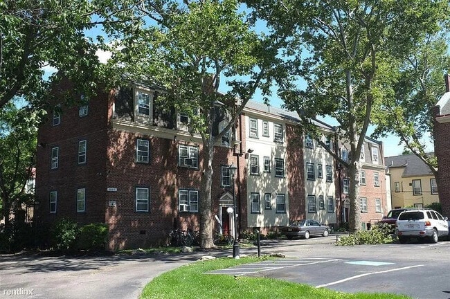 674 Perth Pl, Unit D in Philadelphia, PA - Foto de edificio - Building Photo