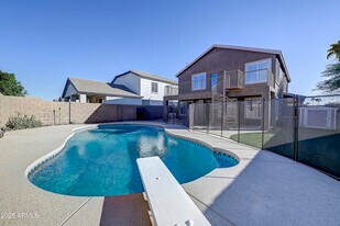 14898 W Columbine Dr in Surprise, AZ - Building Photo