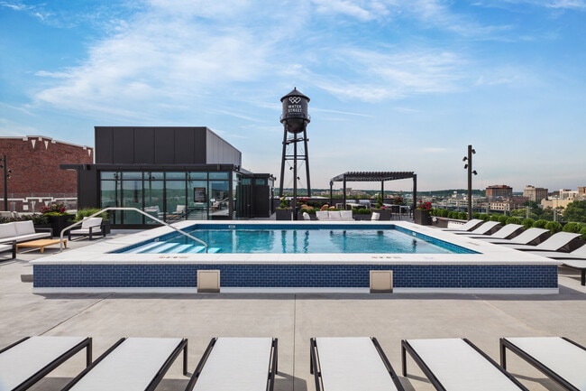The Delco in Dayton, OH - Foto de edificio - Building Photo