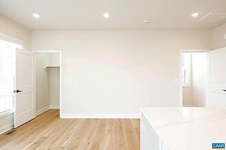 919 Belmont Ave in Charlottesville, VA - Building Photo - Building Photo
