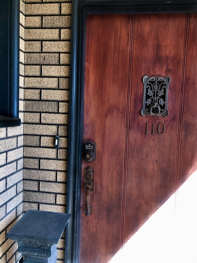 property at 110 N Vine St