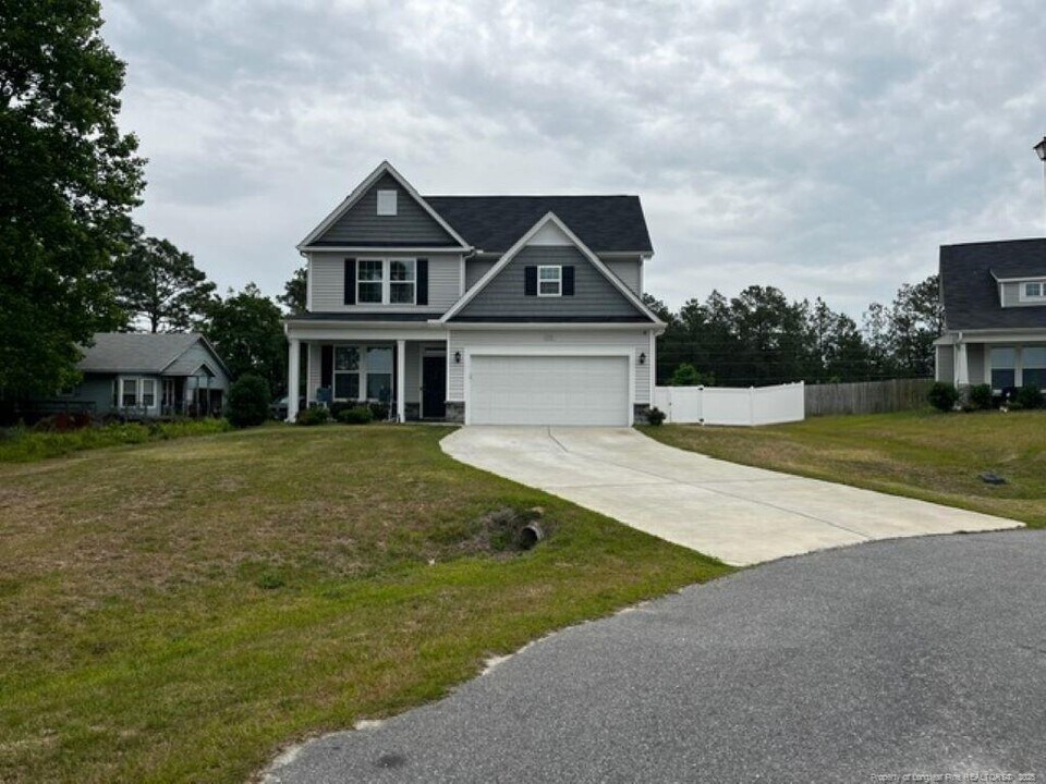116 Georgia Dr in Raeford, NC - Building Photo
