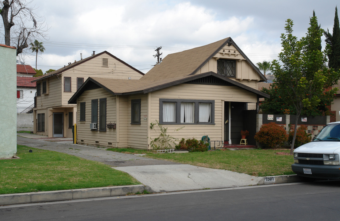 1501 E Maple St in Glendale, CA - Building Photo