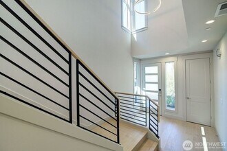 4262 216th Pl SE in Issaquah, WA - Building Photo - Building Photo