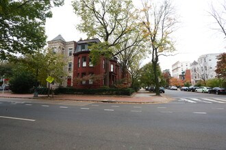 100 12th St SE in Washington, DC - Building Photo - Building Photo