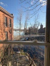 9 Market Street in Potsdam, NY - Foto de edificio - Building Photo