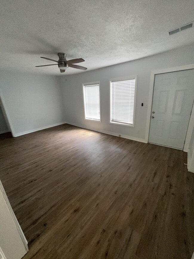 805 Dorgan St in Jackson, MS - Building Photo - Building Photo