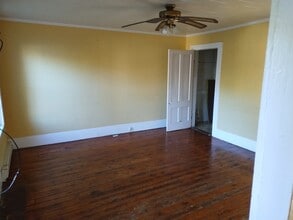 429 Main St in Hardwick, MA - Building Photo - Building Photo