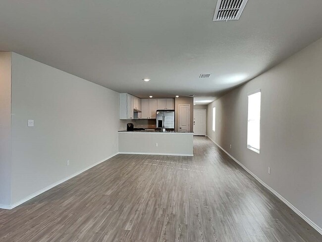 property at 5713 Verracio Ct