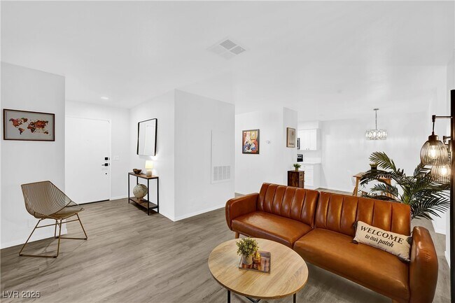 3151 N Soaring Gulls Dr in Las Vegas, NV - Building Photo - Building Photo