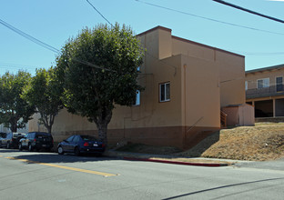 S & L Hotel in South San Francisco, CA - Building Photo - Building Photo