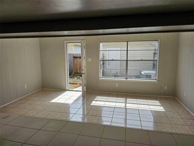 12208 Beamer Rd in Houston, TX - Building Photo - Building Photo