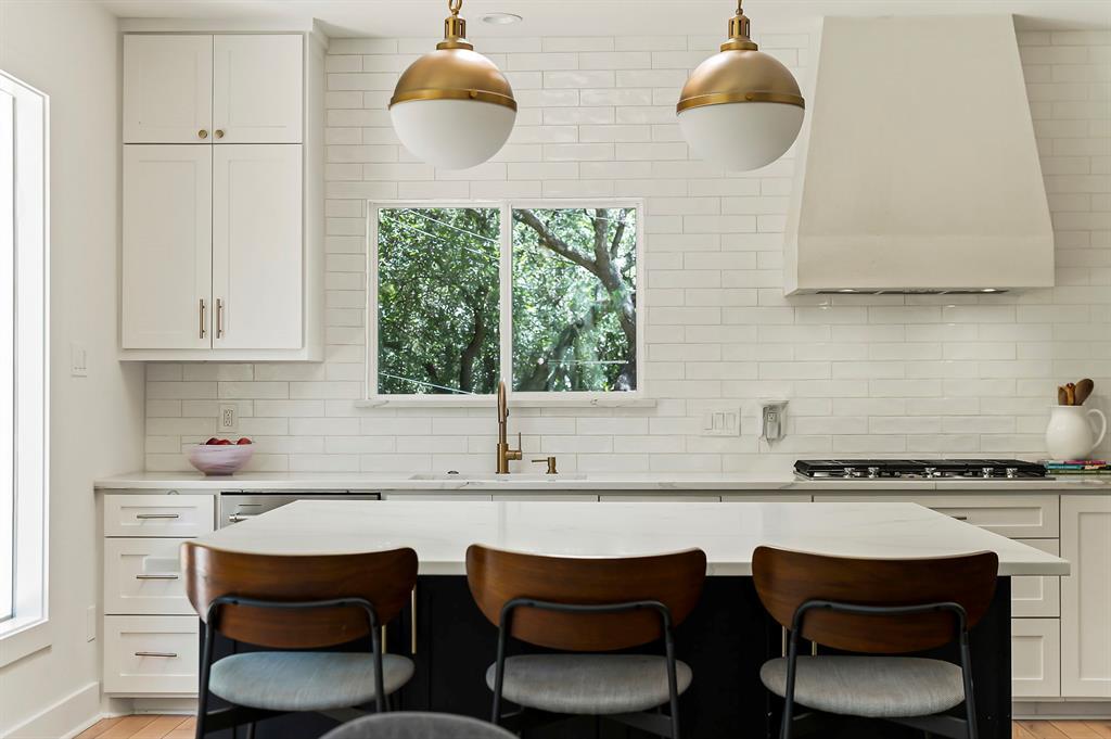 5816 Secrest Dr in Austin, TX - Building Photo