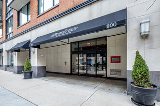 1100 Maxwell Place in Hoboken, NJ - Building Photo - Building Photo