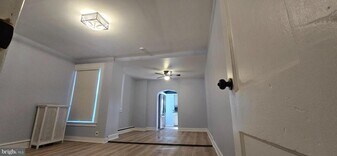 843 E Price St in Philadelphia, PA - Building Photo