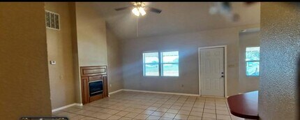 1138 Harris Rd in Azle, TX - Building Photo - Building Photo