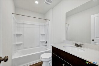 231 Gabbro Gdns in Maxwell, TX - Building Photo - Building Photo