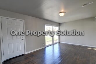 1228 Aetna St in Gary, IN - Foto de edificio - Building Photo