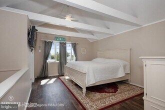 347 NJ-35 in Mantoloking, NJ - Foto de edificio - Building Photo