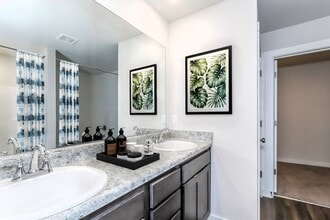 516 The Heights Ln in Calera, AL - Building Photo - Building Photo