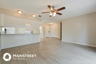 908 E Normandy Blvd in Deltona, FL - Building Photo - Building Photo