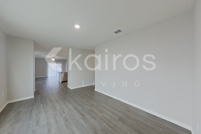 32044 Katelin Cir in Leesburg, FL - Building Photo - Building Photo