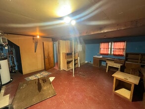 66 Haywardville Rd in East Haddam, CT - Foto de edificio - Building Photo