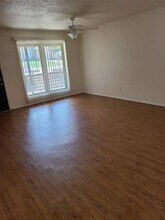 309 N Fairview St-Unit -1 in Keene, TX - Building Photo - Building Photo